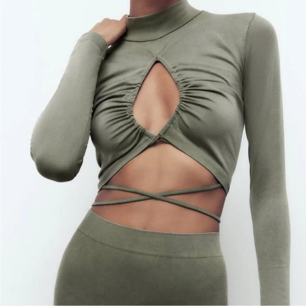 Zara Olive Cutout Cut Out Ruched Crop Top - Picture 3 of 7